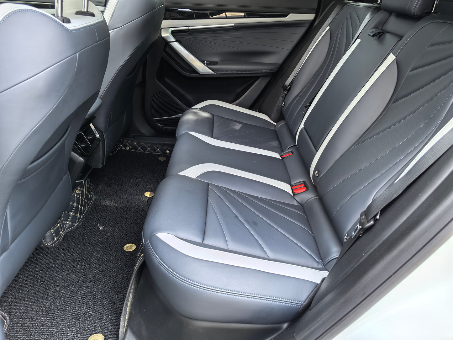 2023Geely Boyue L 1.5T DCT Honor Edition