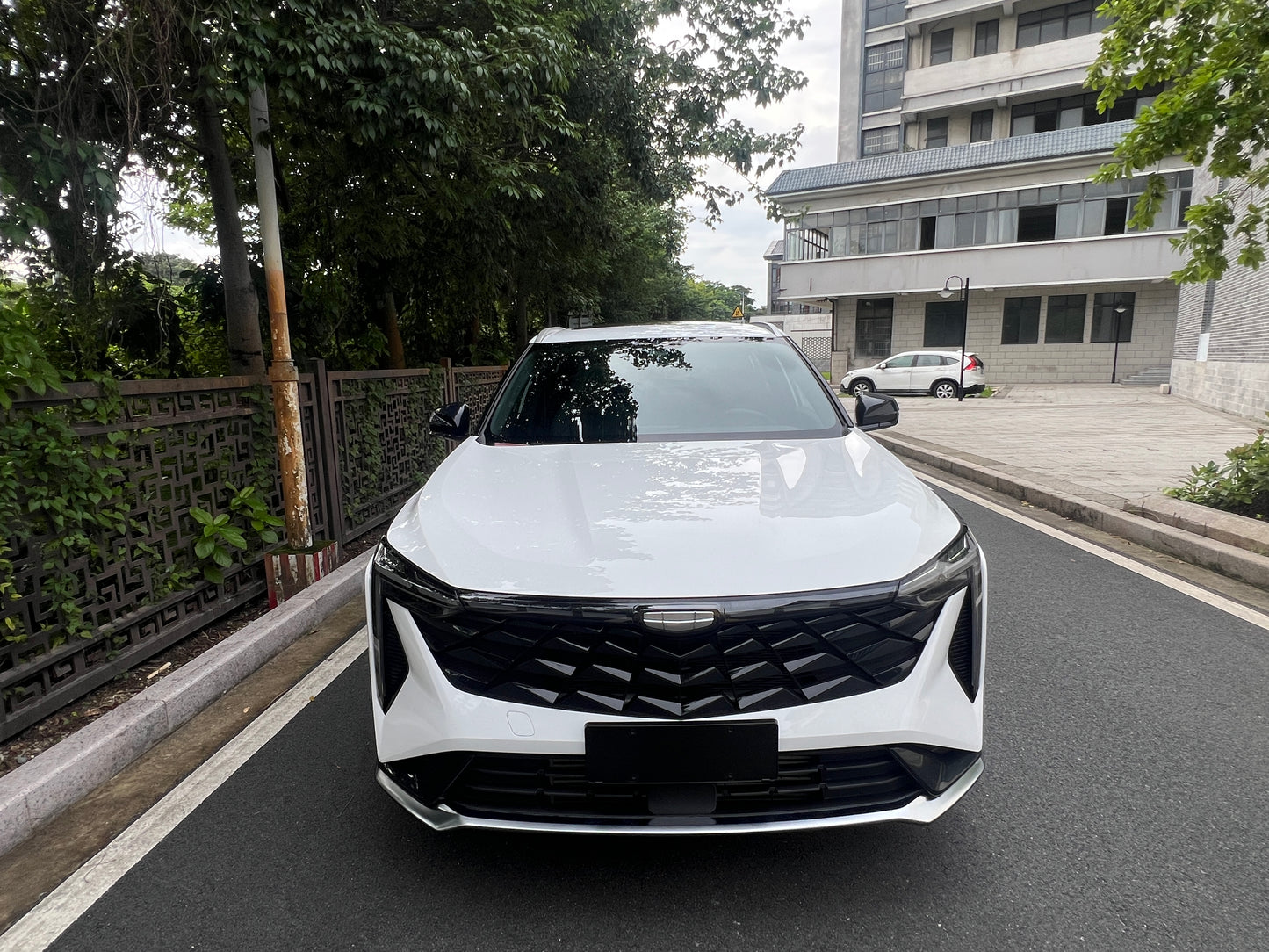 Geely Boyue COOL 1.5T Smart Plus