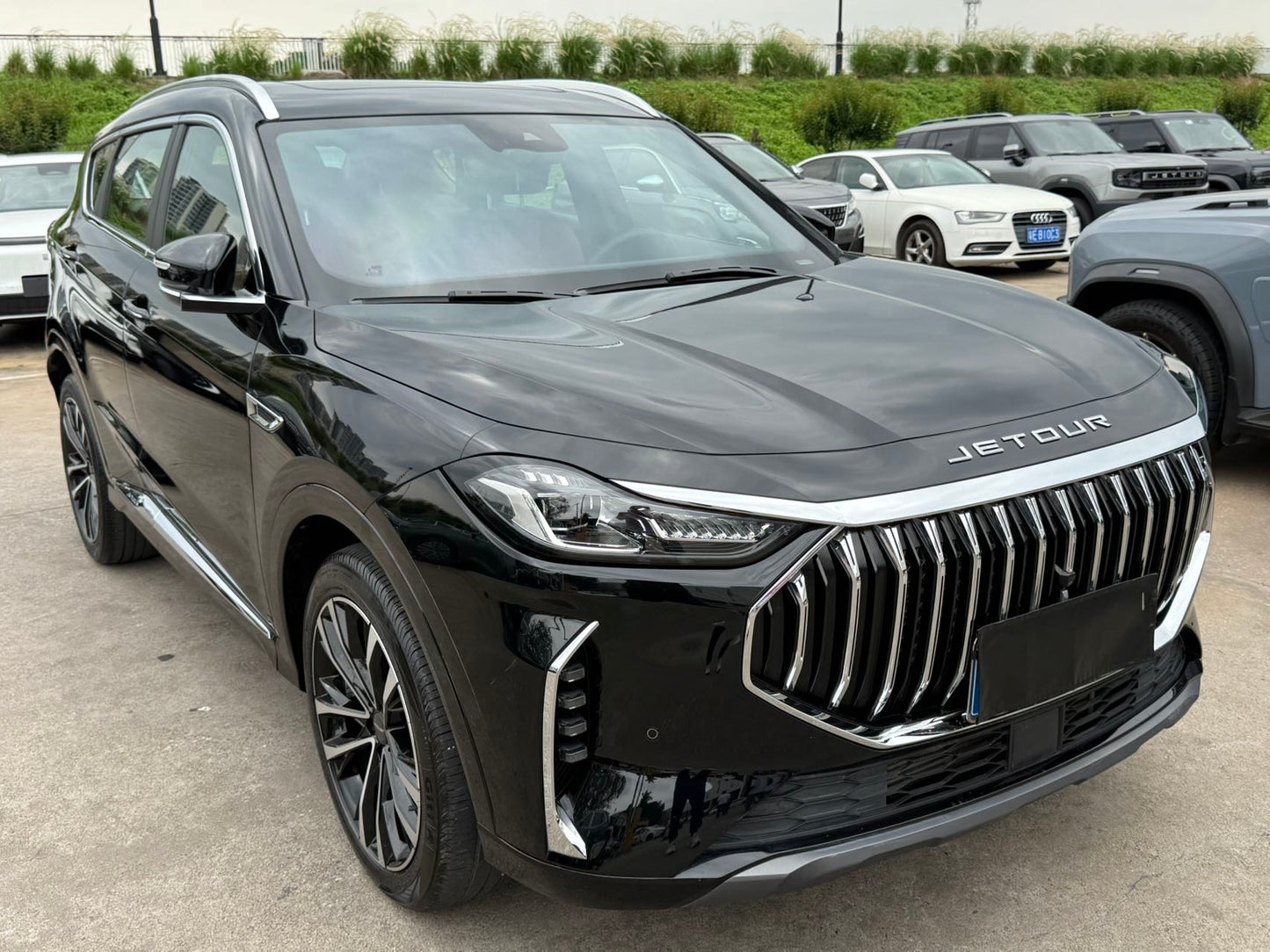 Jetour X70 PLUS 2023 1.6T DCT Strong PRO+ 5-seater