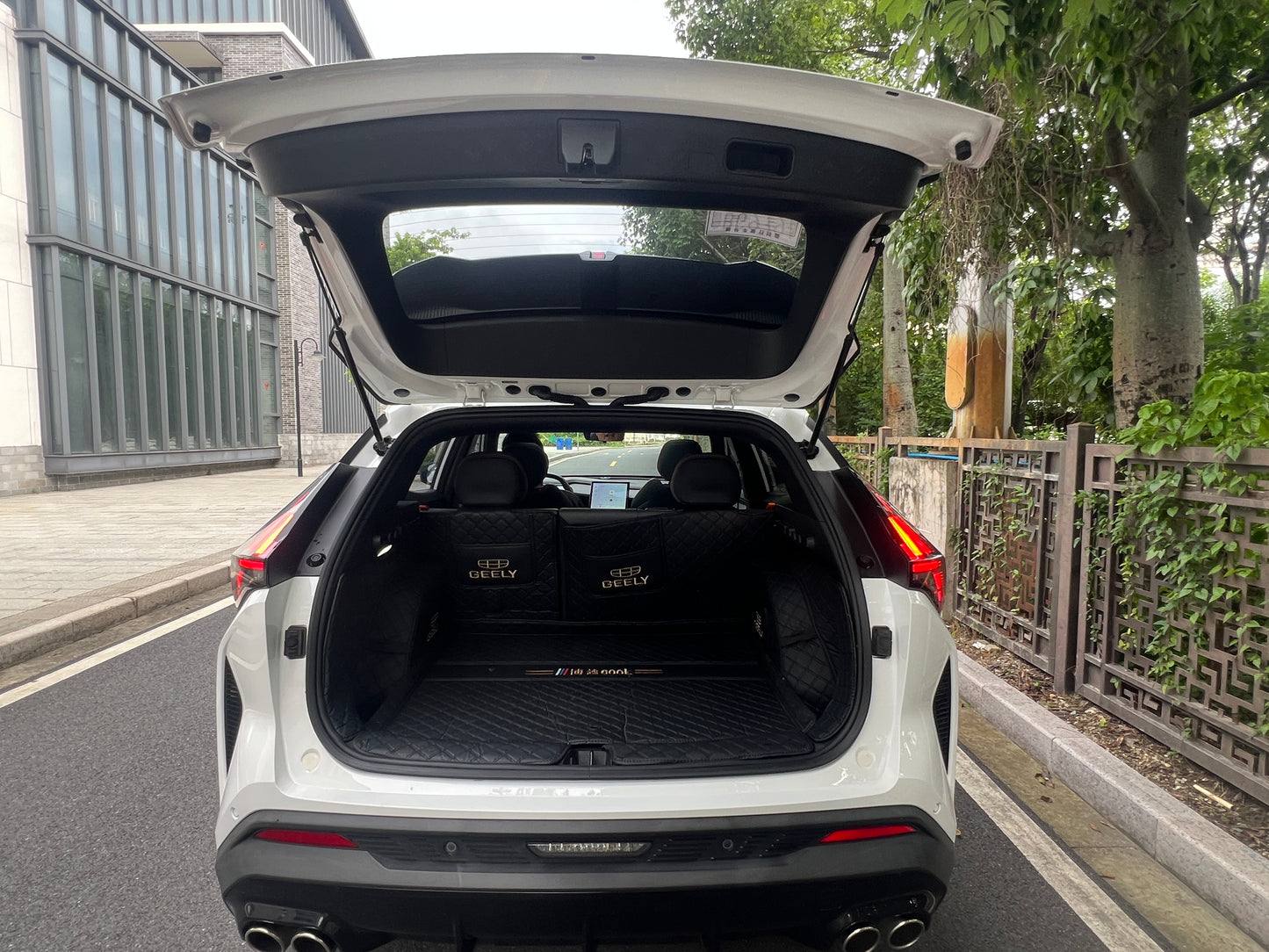 Geely Boyue COOL 1.5T Smart Plus